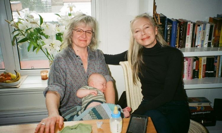 Caroline Vreeland's mother, Daisy Vreeland (right) with her family. 